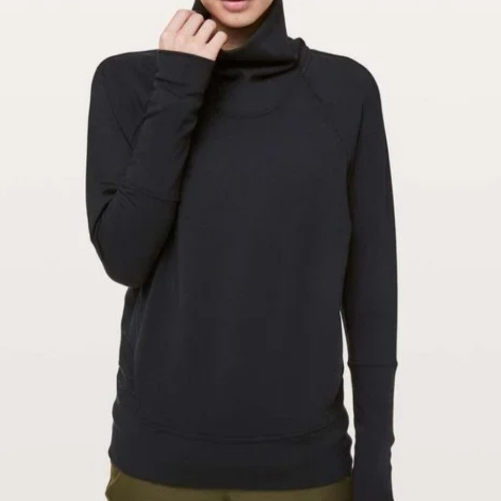 Raya Women's Black Turtleneck Sweater